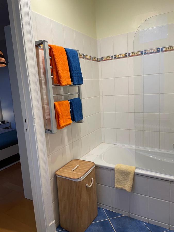 בריסל Appartement De Charme Dans Maison De Maitre Bruxelloise מראה חיצוני תמונה