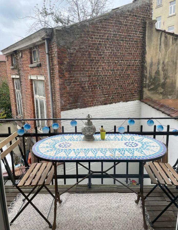 בריסל Appartement De Charme Dans Maison De Maitre Bruxelloise מראה חיצוני תמונה